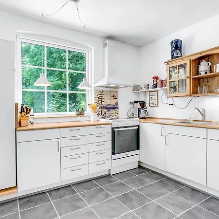 5 Bedroom Stunning In Bredebro 度假居 Badsbol-Ballum