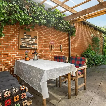 度假居 5 Bedroom Stunning In Bredebro Badsbol-Ballum