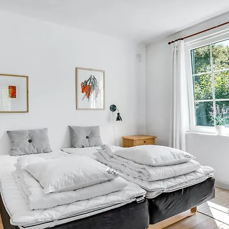 度假居 5 Bedroom Stunning In Bredebro